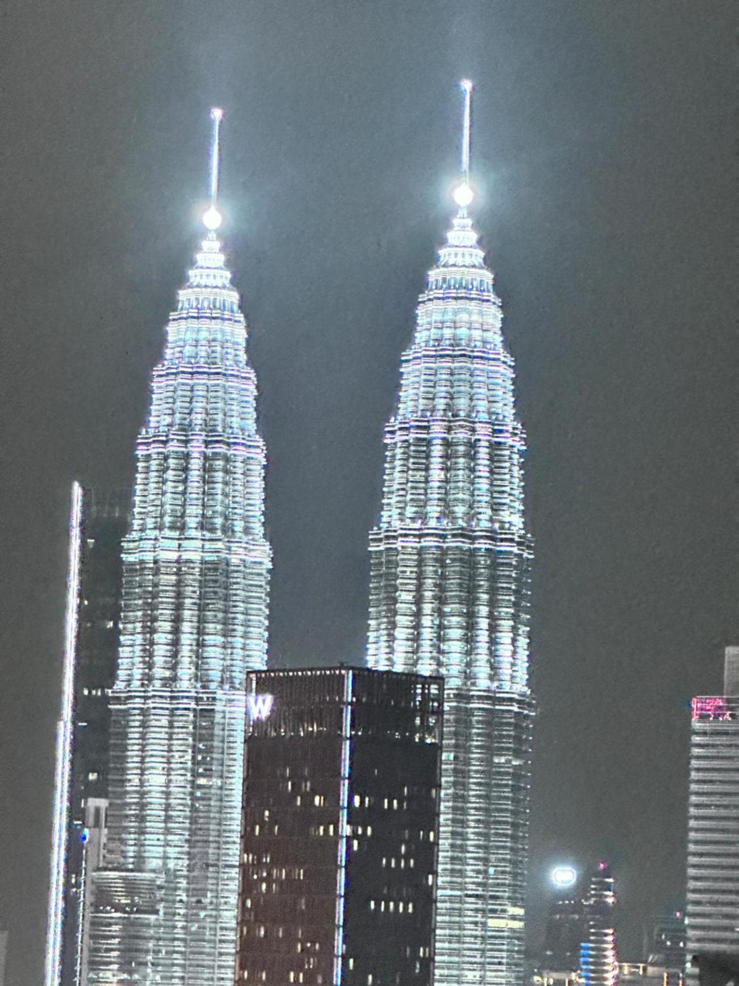 شقة The Luxe Infinitum Klcc By Sahara كوالالمبور المظهر الخارجي الصورة