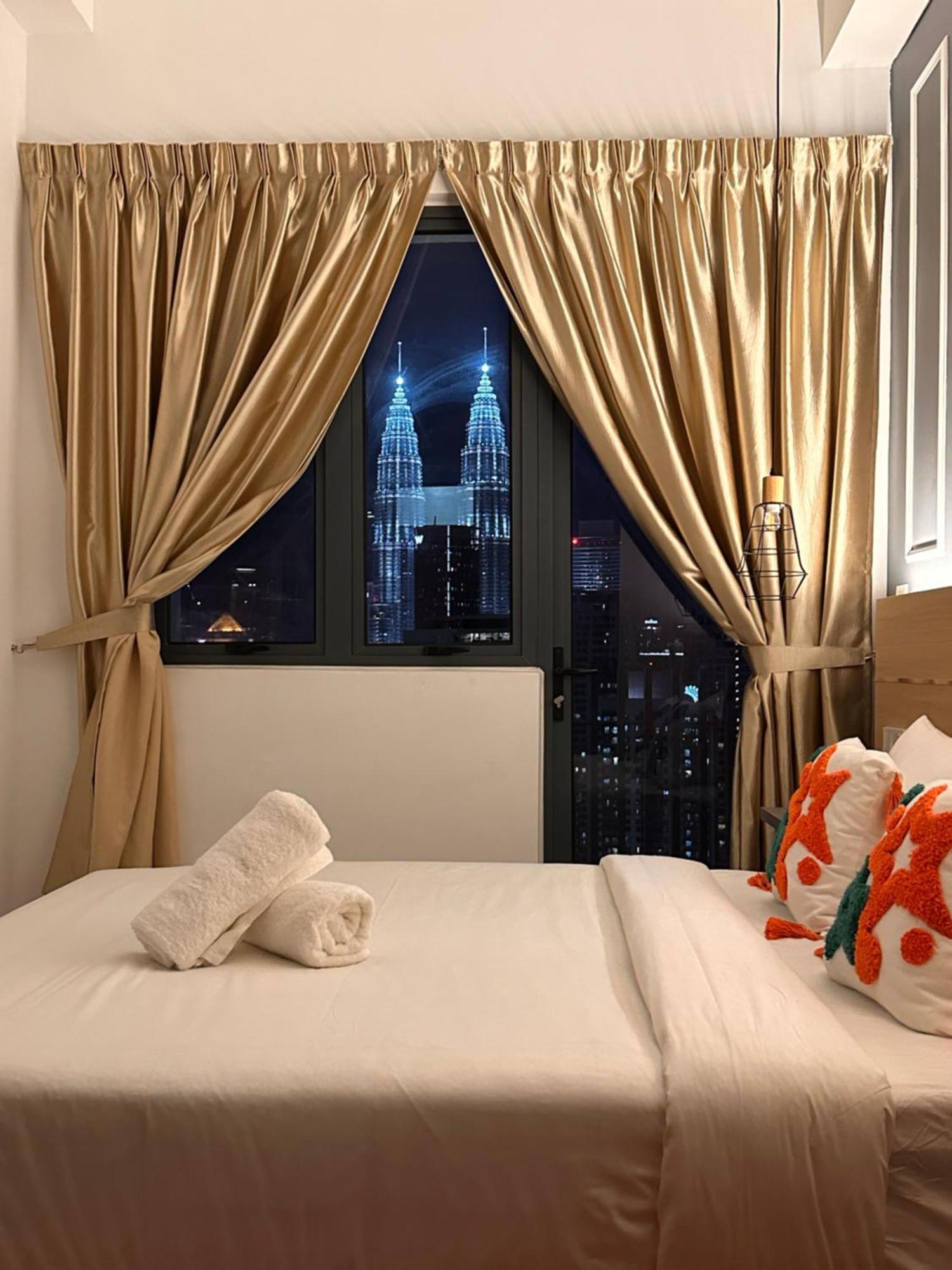 شقة The Luxe Infinitum Klcc By Sahara كوالالمبور المظهر الخارجي الصورة