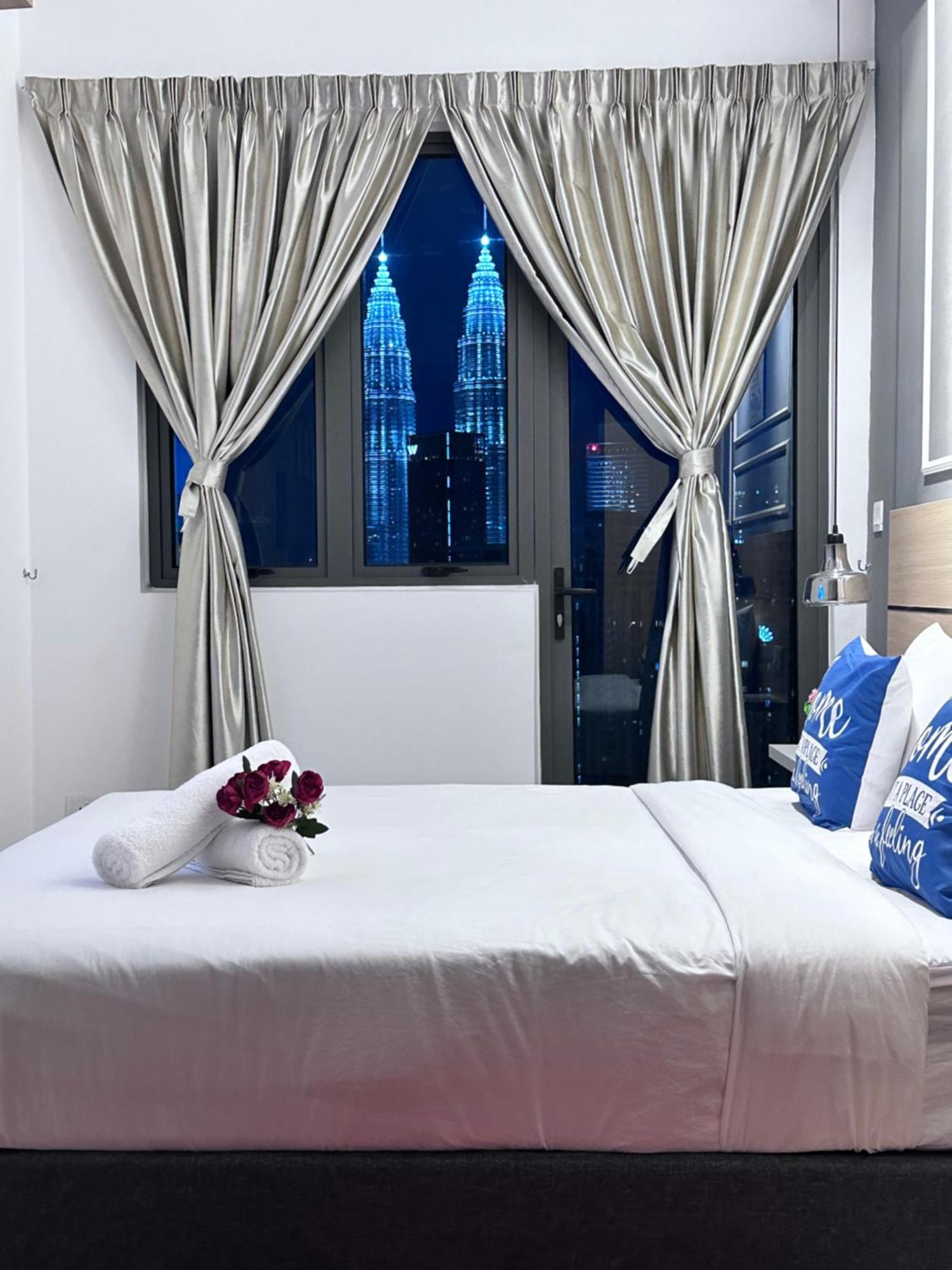 شقة The Luxe Infinitum Klcc By Sahara كوالالمبور المظهر الخارجي الصورة